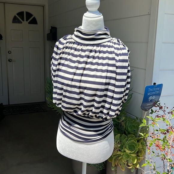 Maeve by Anthropologie Top - Picture 9 of 14